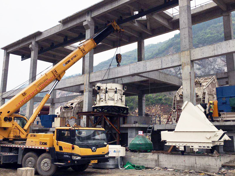 戰勝疫情|華新水泥(長陽)時產2000噸骨料生產EPCO項目緊張施工中