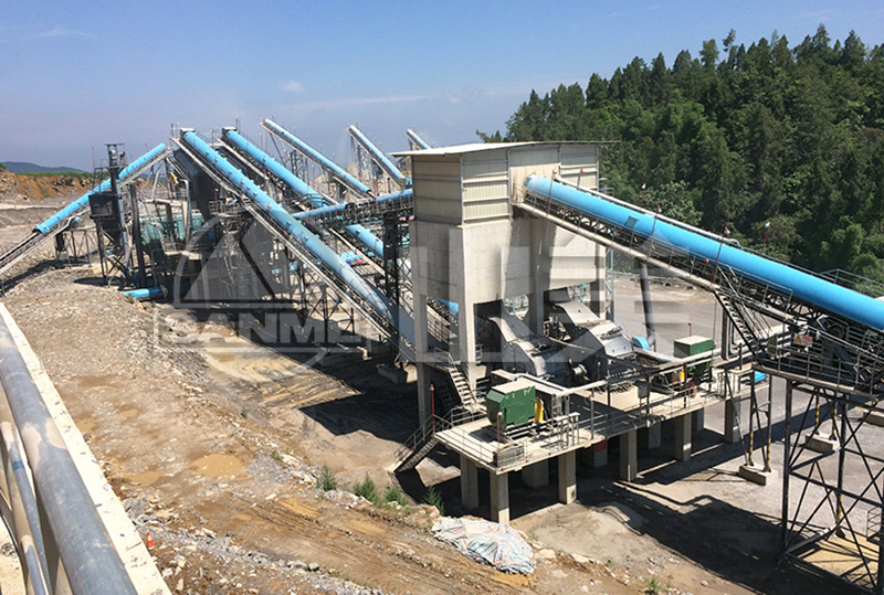 如果選用選用煤矸石作為混凝土骨料來(lái)使用，究竟需要那些機(jī)器來(lái)進(jìn)行生產(chǎn)呢？