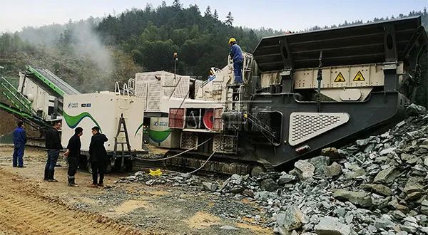時產值近600萬！山美移動式破碎篩分一體站助力江蘇高碳鉻鐵礦破碎項目建設
